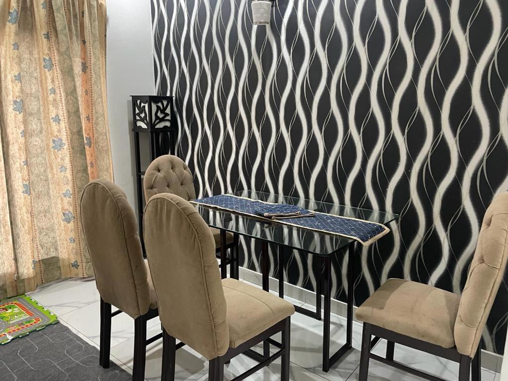 Grey Orchard Homestay - A Family Place Lahore Exterior foto